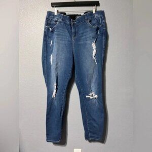 Torrid Premium Bombshell Skinny Jeans Ripped  22R EUC Med Wash Comfortable Waist